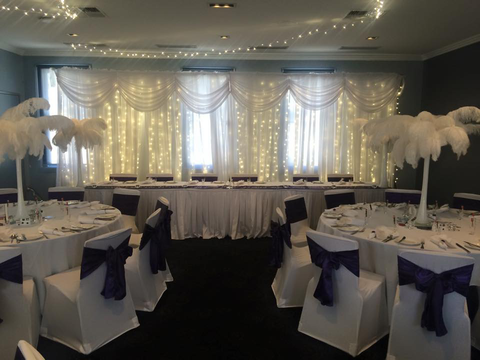 Bank Hotel - Accommodation Main Beach 3