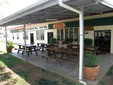 Commercial Hotel Wowan - Accommodation Main Beach 1