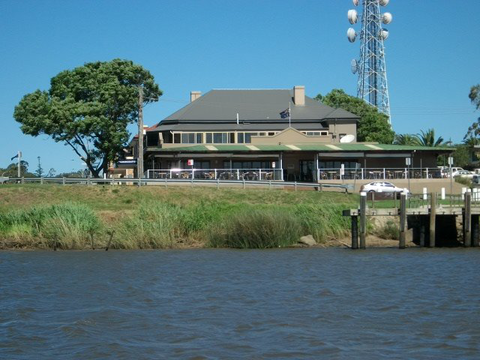 Junction Inn Hotel - Accommodation Main Beach 4