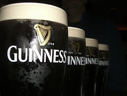 O'Malley's Irish Pub - Accommodation Main Beach 5