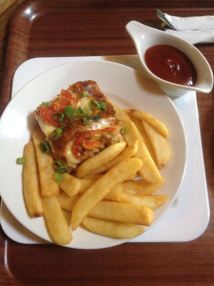 The Caves QLD Accommodation Main Beach