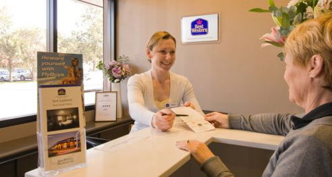 Blackbutt Inn - Accommodation Main Beach 1
