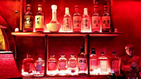 Uncle Ming's Bar - Accommodation Main Beach 3