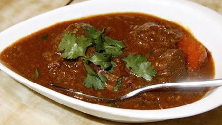 Urban Tadka - Accommodation Main Beach 1