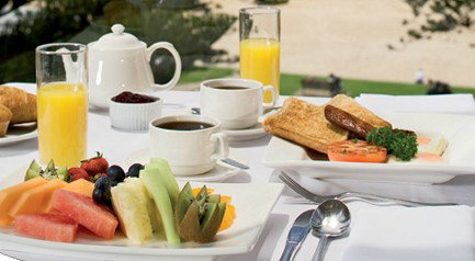 Zali's Restaurant - Accommodation Main Beach 1