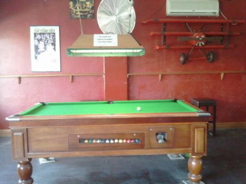 Casablanca Lounge - Accommodation Main Beach 0