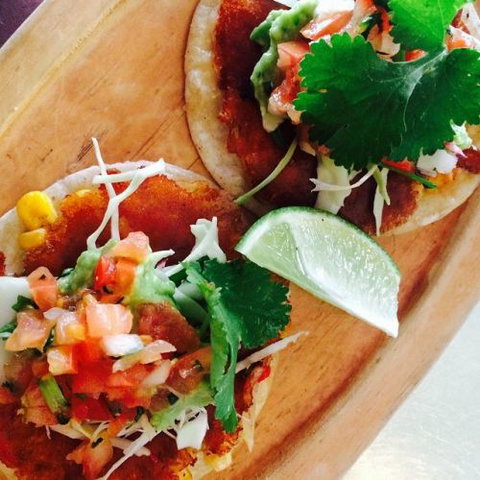 Radio Mexico - Accommodation Main Beach 1