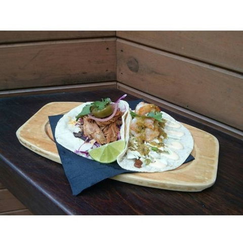 Radio Mexico - Accommodation Main Beach 4