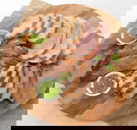 Billabongs Restaurant - Accommodation Main Beach