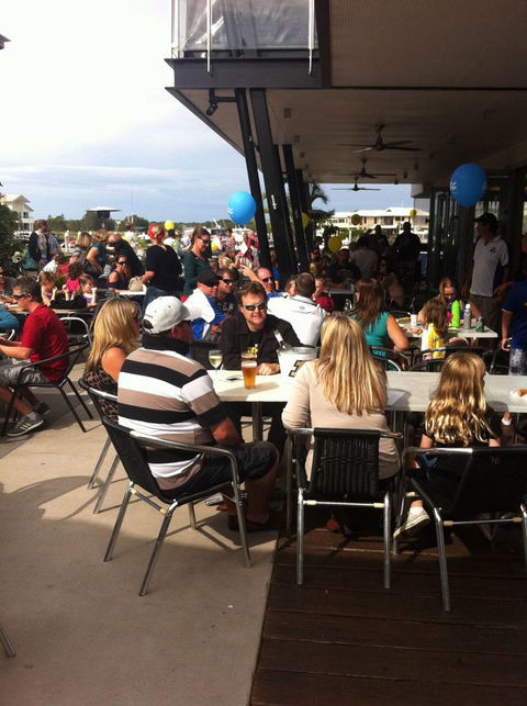 Coomera Waters Tavern - Accommodation Main Beach 1