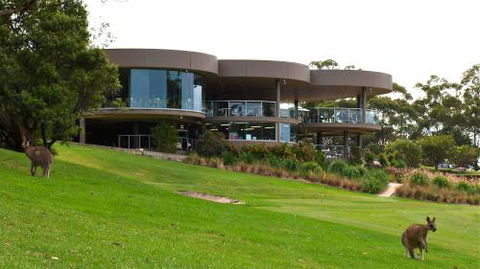 Bluewater Grill - Accommodation Main Beach 0