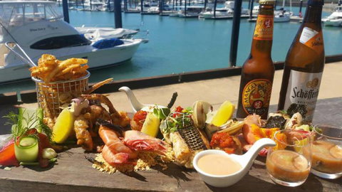 Denmans Beer Cafe - Accommodation Main Beach 3