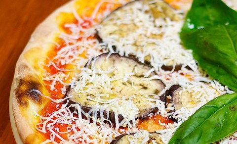 Tipico Trattoria Pizzeria Five Dock - Accommodation Main Beach 0