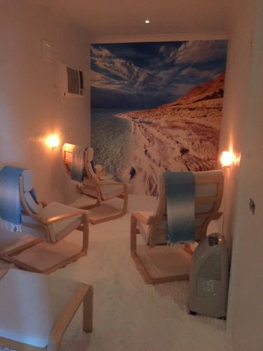 Salty Kisses Natural Therapy Centre - Accommodation Main Beach 0