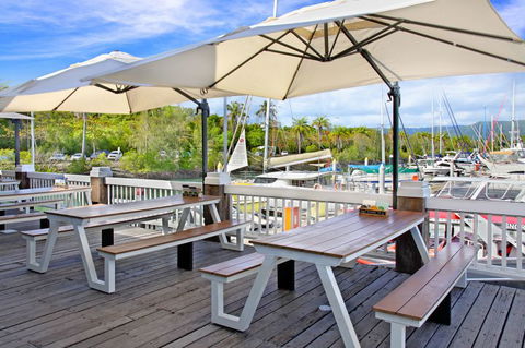 Hemingway's Brewery Port Douglas - Accommodation Main Beach 0