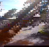 Narrandera Farmers Market - Accommodation Main Beach