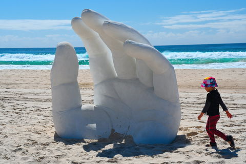 SWELL Sculpture Festival - Accommodation Main Beach 1