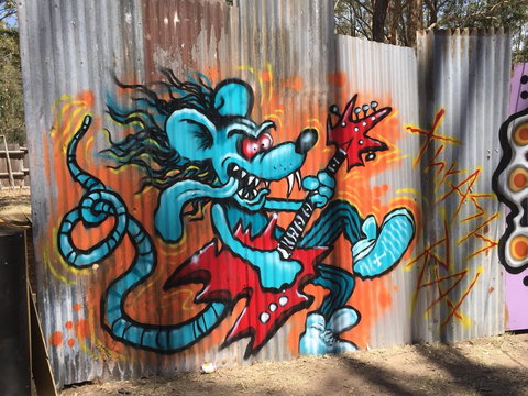 Thrashville - Accommodation Main Beach 0