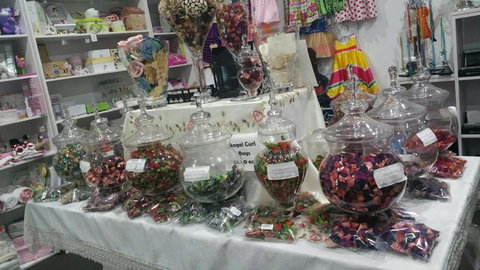 Kids Lockdown - Accommodation Main Beach 2