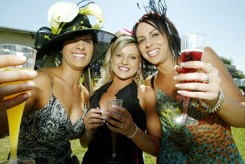 Albury Racing Club Boxing Day Races - Accommodation Main Beach 0