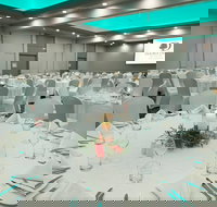 Christmas Day Lunch at DoubleTree by Hilton Alice Springs - Accommodation Main Beach