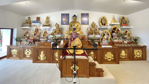 Free Lunchtime Meditation - Accommodation Main Beach 0