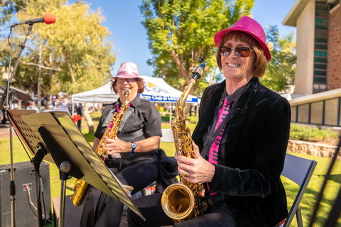2021 Alice's Longest Desert Lunch - Accommodation Main Beach 1