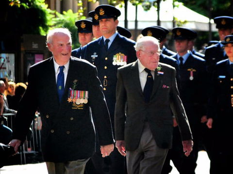 ANZAC Day March - Accommodation Main Beach 0