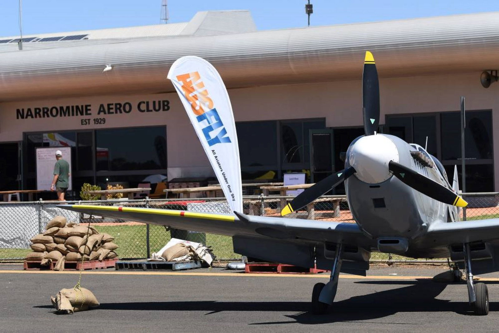 Narromine NSW Accommodation Main Beach