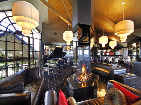Christmas Celebration At Echoes Boutique Hotel - Accommodation Main Beach 1