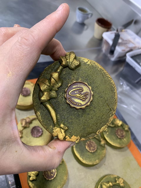 Contemporary Mooncake Masterclass - Accommodation Main Beach 0
