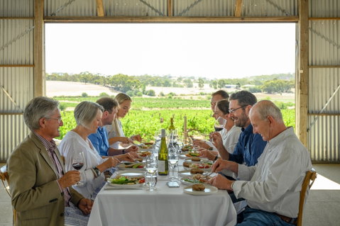 Four Seasons In The Armagh Vineyard - Accommodation Main Beach 7