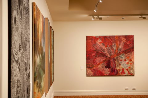 Hadley's Art Prize - Accommodation Main Beach 1