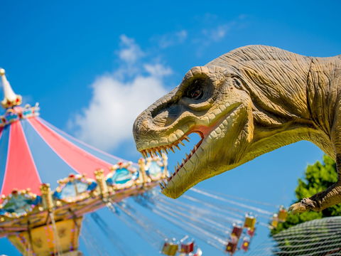 Mega Creatures At Hunter Valley Gardens - Postponed - Accommodation Main Beach 0