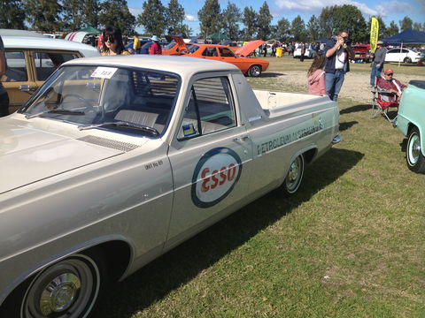 NSW All Holden Display Day - Accommodation Main Beach 2