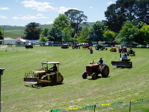Southern Tablelands Vintage Farm Field Days - Accommodation Main Beach 2