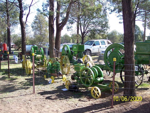 Vintage Machine Rally - Accommodation Main Beach 0