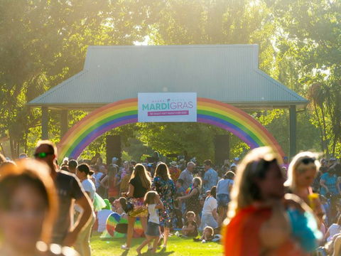 Wagga Wagga Mardi Gras Festival - Accommodation Main Beach 2