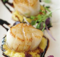 Dedes Restaurant - Accommodation Main Beach