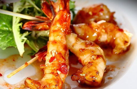 Le Lerd Thai Restaurant - Accommodation Main Beach 4