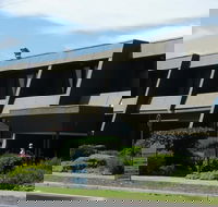 Frankston International - Accommodation Main Beach