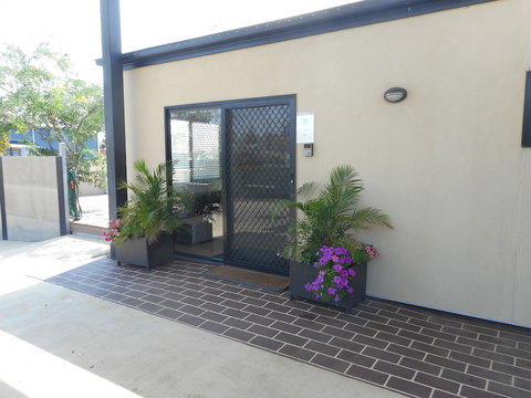 Injune Motor Inn - Accommodation Main Beach 1