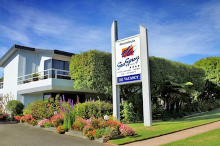 Merimbula NSW Accommodation Main Beach