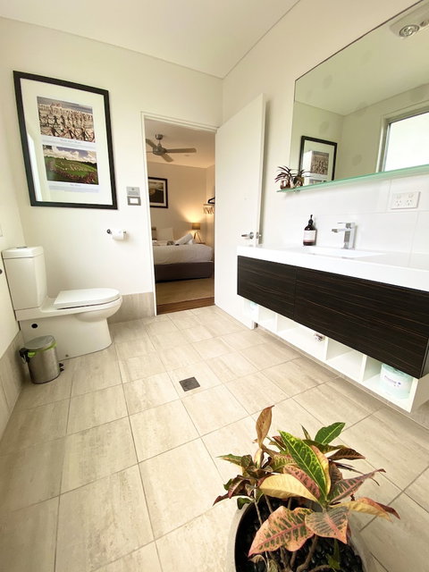 Bay Haven Lodge - Accommodation Main Beach 2