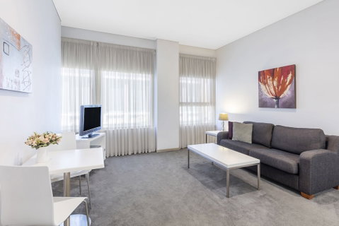 Riverside Apartments Melbourne - Accommodation Main Beach 5