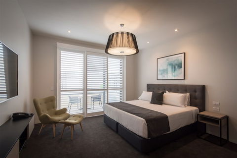 The Rye Hotel - One Four Nelson - Accommodation Main Beach 4