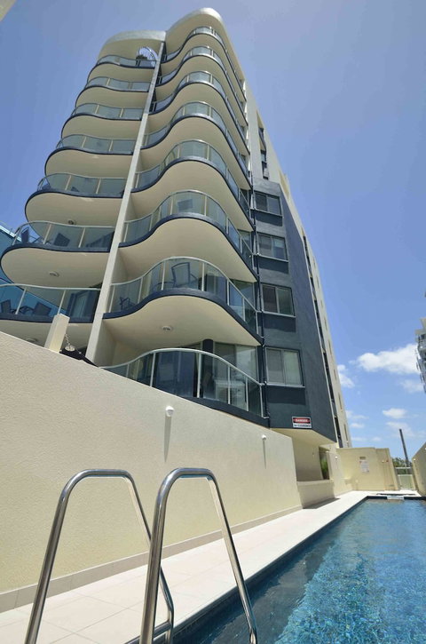 Malibu Mooloolaba - Accommodation Main Beach 4