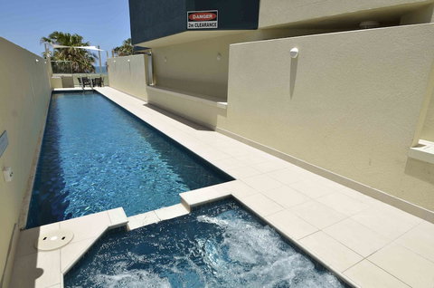 Malibu Mooloolaba - Accommodation Main Beach 6