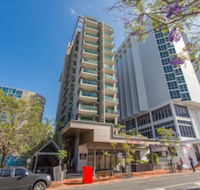 Quattro on Astor Apartments Brisbane by Restt - Accommodation Main Beach