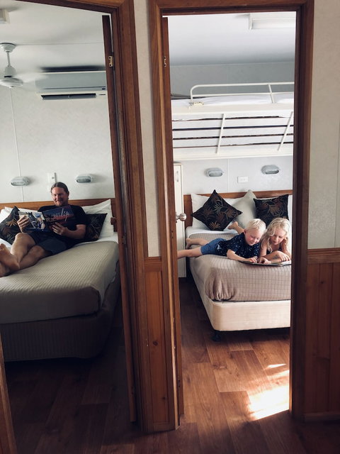 Nitmiluk Chalets - Accommodation Main Beach 5